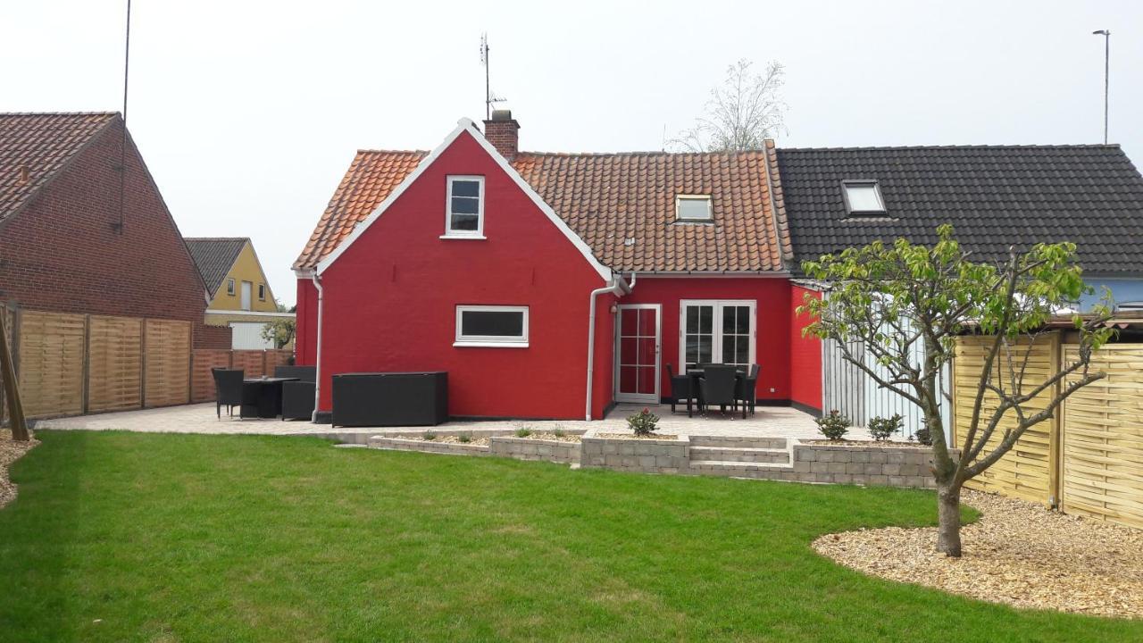 140m2 In *